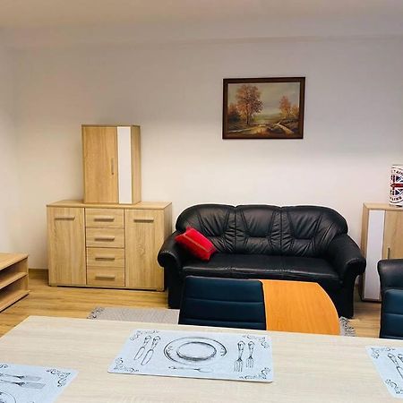 Apartman Solax, Ucnovska 8, Kosice Saca Екстер'єр фото