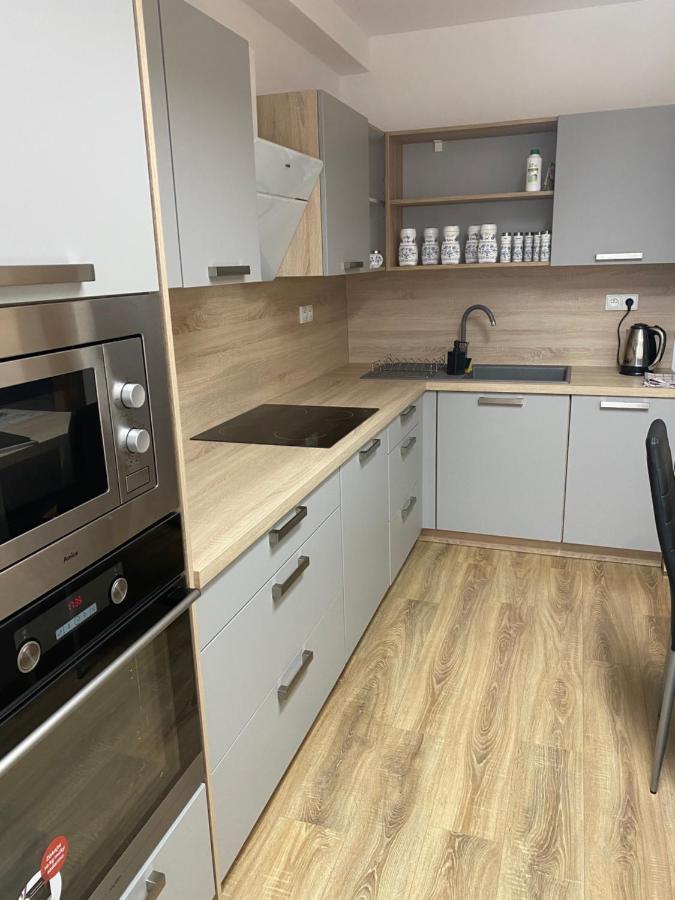 Apartman Solax, Ucnovska 8, Kosice Saca Екстер'єр фото