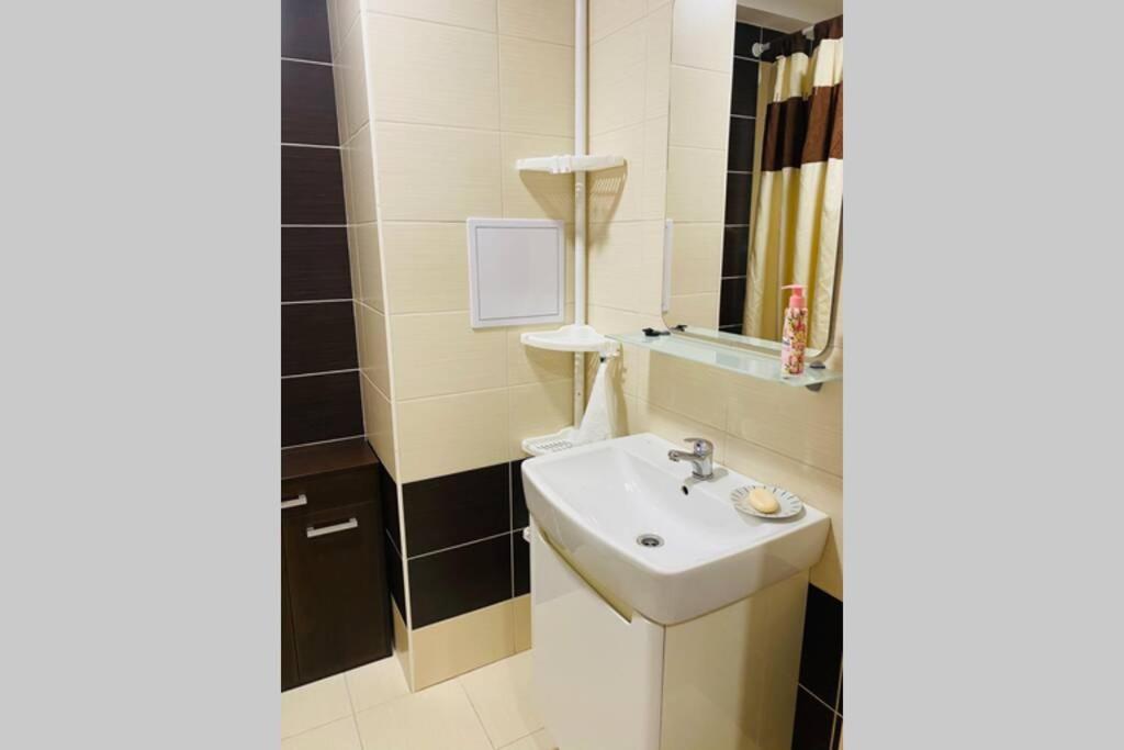 Apartman Solax, Ucnovska 8, Kosice Saca Екстер'єр фото